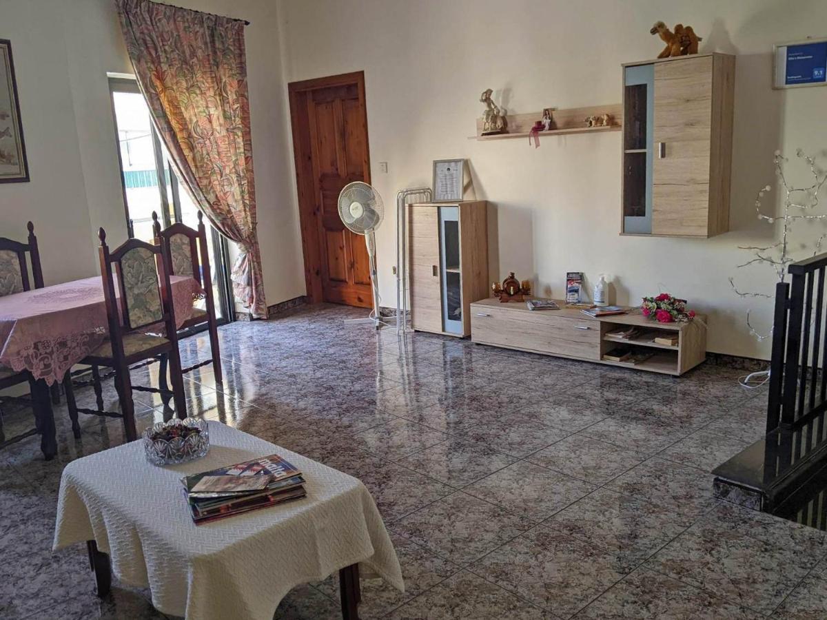 Silia'S Maisonette Marsaskala Exterior photo